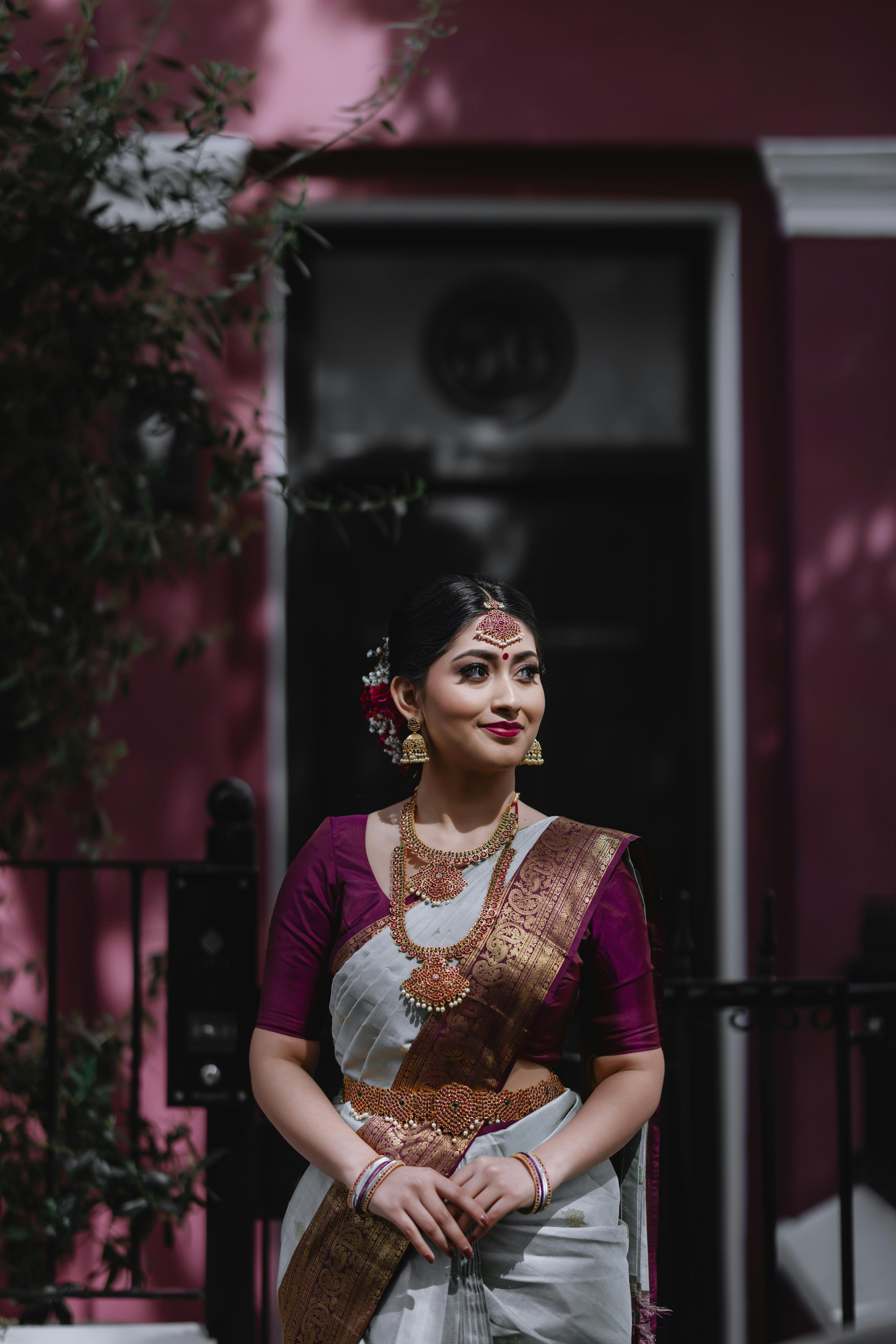 Meera Sharma - Indian female jewelry artisan